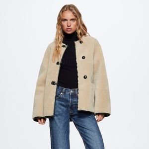 MANGO Appliqués faux-fur coat